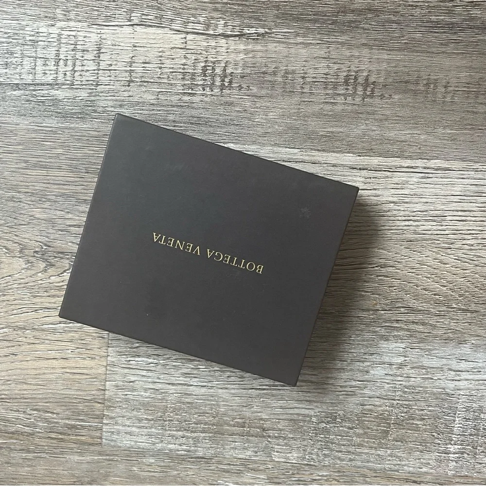 Bottega Veneta gift home